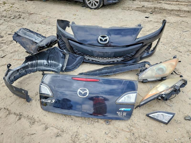 47071466 :رقم المزاد ، JM1BL1U71D1767076 vin ، 2013 Mazda 3 مزاد بيع