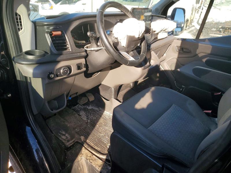 49593996 :رقم المزاد ، 1FDRU8ZG8NKA02404 vin ، 2022 Ford Transit U مزاد بيع