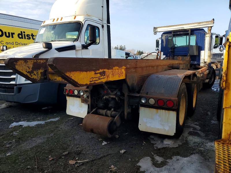 Продаж на аукціоні авто 2004 Mack 700, vin: 1M2AG11C44M009227, номер лоту: 75094795