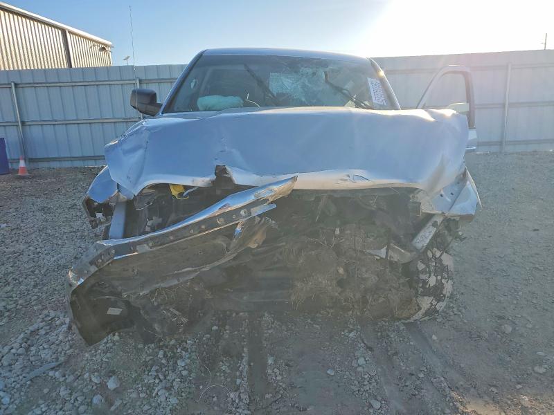 45869606 :رقم المزاد ، 1C6RR6LT2JS112642 vin ، 2018 Ram 1500 مزاد بيع