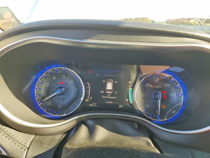 45801526 :رقم المزاد ، 2C4RC1GG0LR269410 vin ، 2020 Chrysler Pacifica مزاد بيع