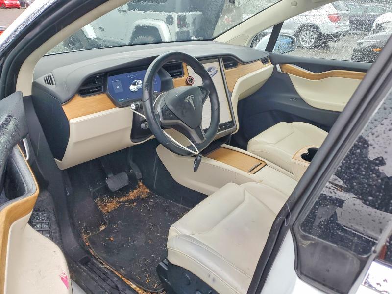 46353546 :رقم المزاد ، 5YJXCBE22JF141666 vin ، 2018 Tesla Model X مزاد بيع