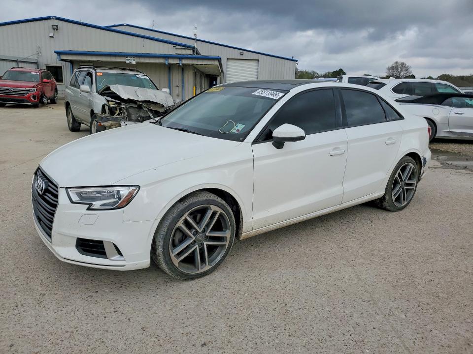 Auction sale of the 2017 Audi A3, vin: WAUAUGFF3H1026799, lot number: 45511046