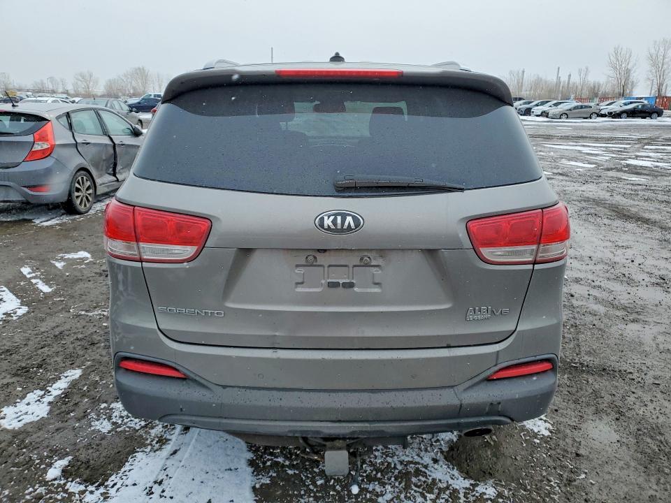 45593346 :رقم المزاد ، 5XYPGDA59GG138569 vin ، 2016 Kia Sorento مزاد بيع