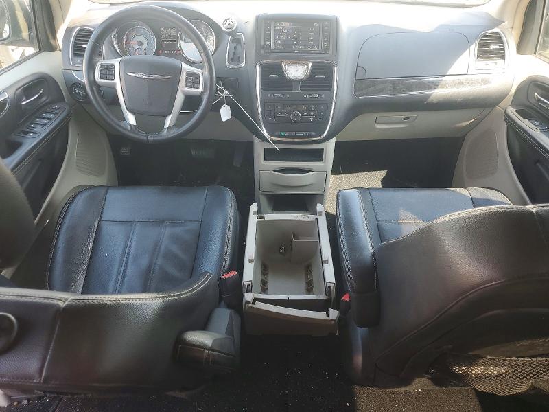 2015 Chrysler Town & Country მანქანა იყიდება აუქციონზე, vin: 2C4RC1BG0FR637130, აუქციონის ნომერი: 47610896