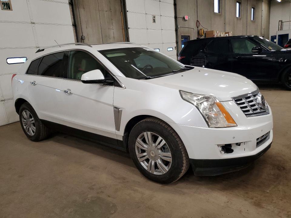 41939986 :رقم المزاد ، 3GYFNEE31FS583704 vin ، 2015 Cadillac Srx مزاد بيع