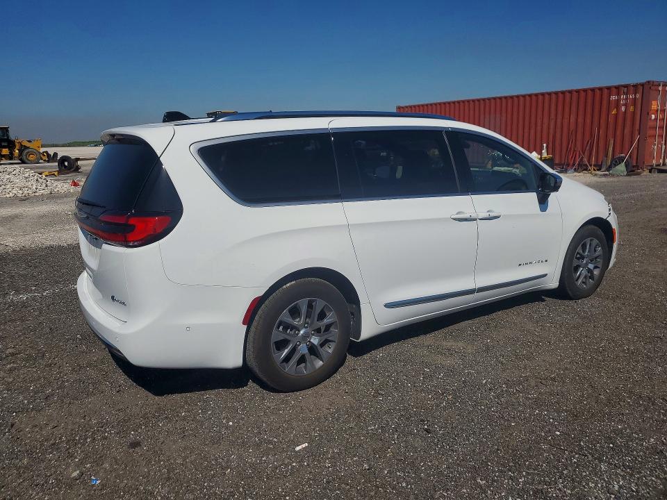 Продаж на аукціоні авто 2025 Chrysler Pacifica, vin: 2C4RC1N75SR505454, номер лоту: 47022866