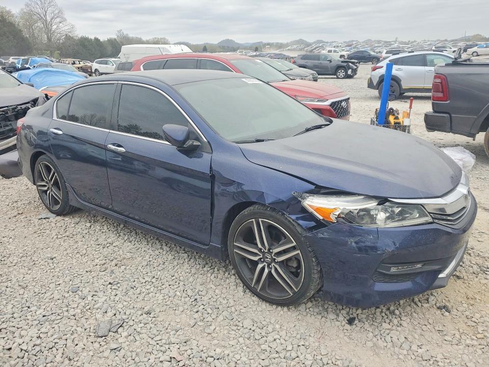 47877436 :رقم المزاد ، 1HGCR2F56HA102864 vin ، 2017 Honda Accord مزاد بيع