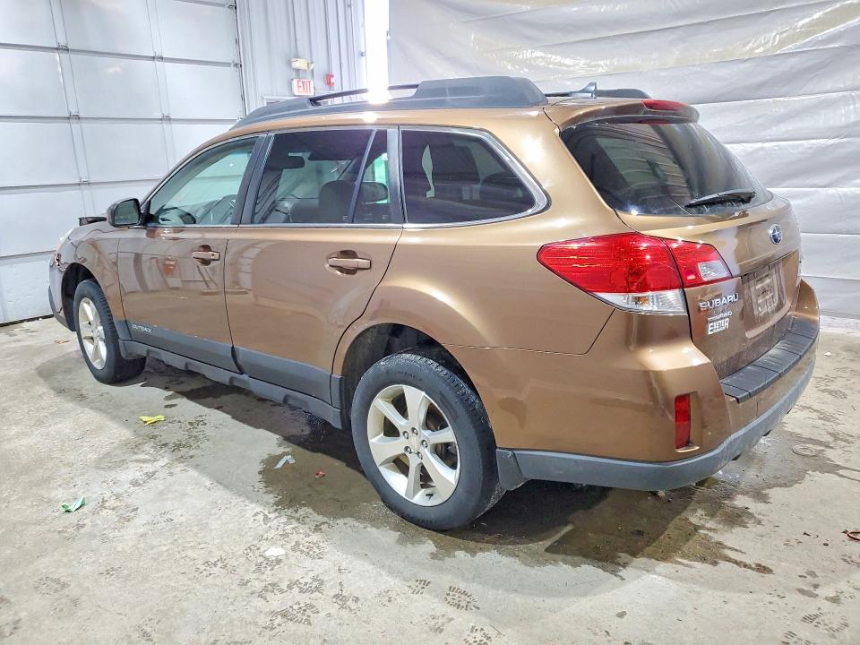 2013 Subaru Outback მანქანა იყიდება აუქციონზე, vin: 4S4BRBLC8D3303415, აუქციონის ნომერი: 45547616