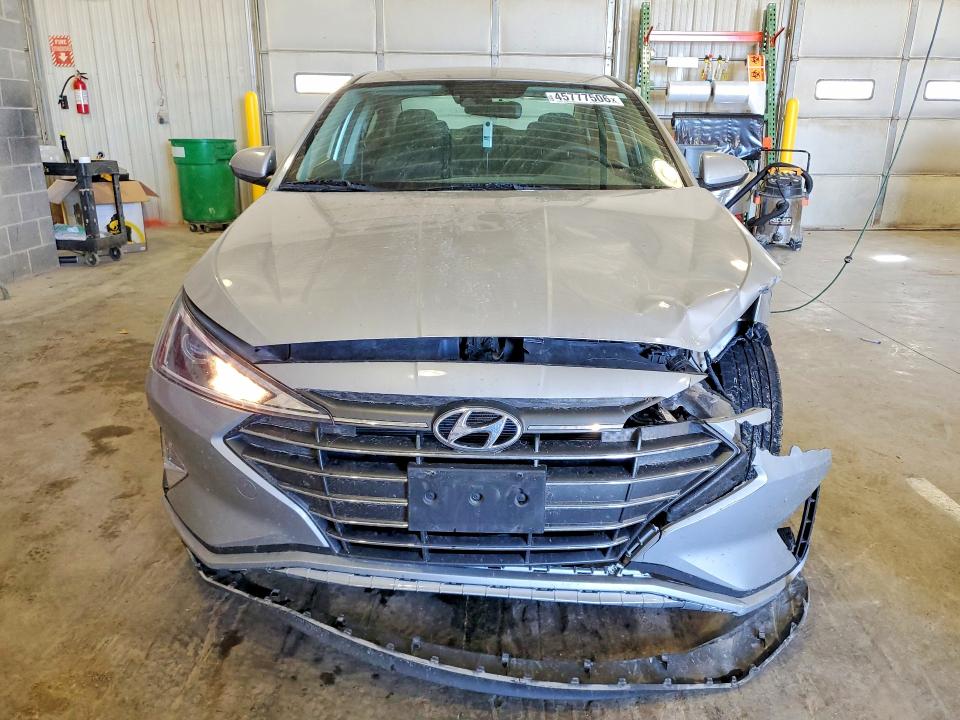 2020 Hyundai Elantra მანქანა იყიდება აუქციონზე, vin: KMHD74LF0LU926119, აუქციონის ნომერი: 45777506