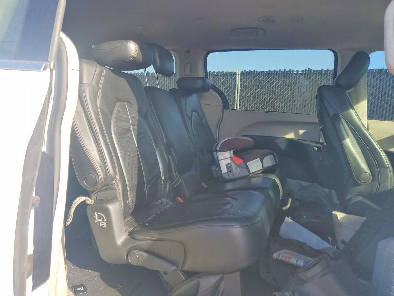41878836 :رقم المزاد ، 2C4RC1EG5HR543680 vin ، 2017 Chrysler Pacifica مزاد بيع