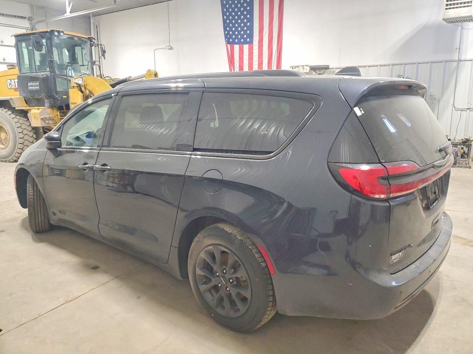 Продажа на аукционе авто 2021 Chrysler Pacifica, vin: 2C4RC1BGXMR596924, номер лота: 42070366