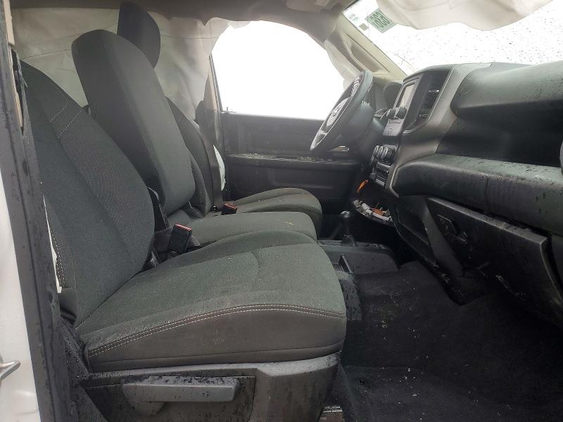 46011636 :رقم المزاد ، 3C6UR5CJ0KG675569 vin ، 2019 Ram 2500 مزاد بيع