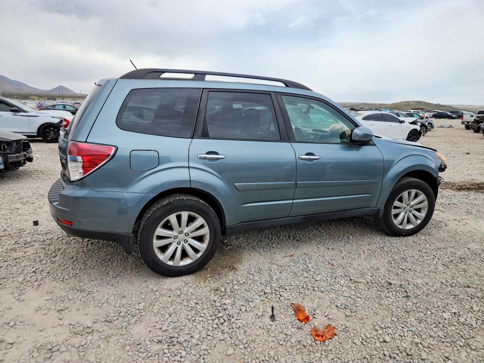 47640156 :رقم المزاد ، JF2SHADC2CH413752 vin ، 2012 Subaru Forester مزاد بيع