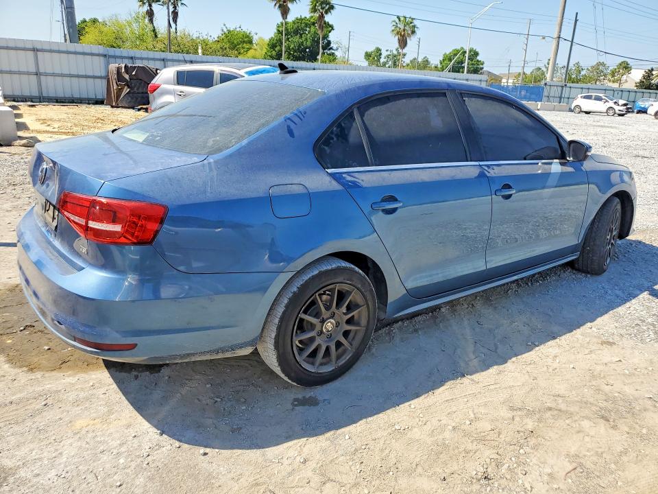 47814876 :رقم المزاد ، 3VWD07AJ4FM244979 vin ، 2015 Volkswagen Jetta مزاد بيع