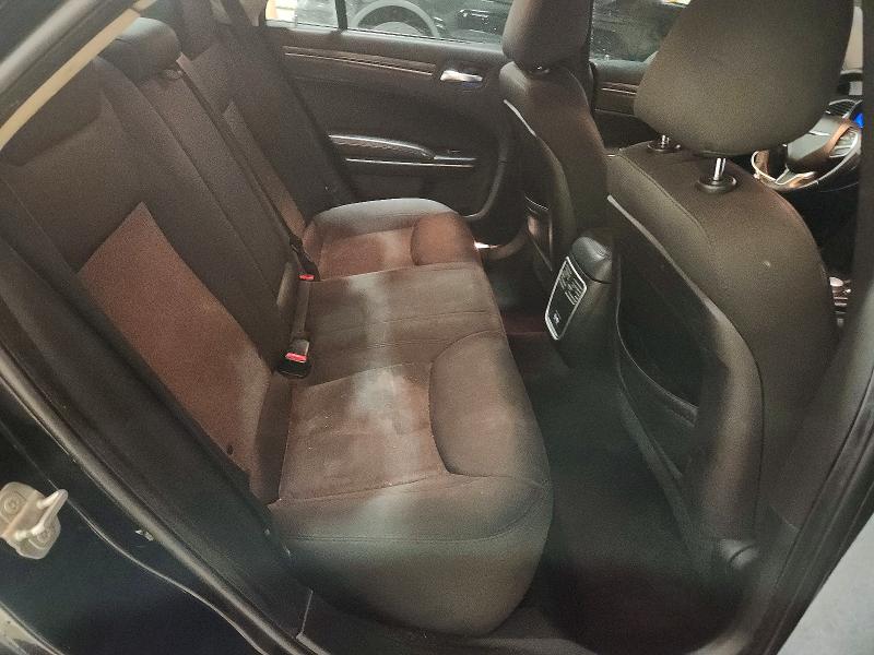 79753135 :رقم المزاد ، 2C3CCAAG3JH320565 vin ، 2018 Chrysler 300 مزاد بيع