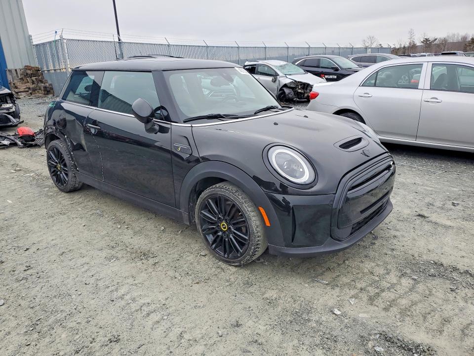 45738606 :رقم المزاد ، WMW13DJ05N2P72987 vin ، 2022 Mini Cooper مزاد بيع