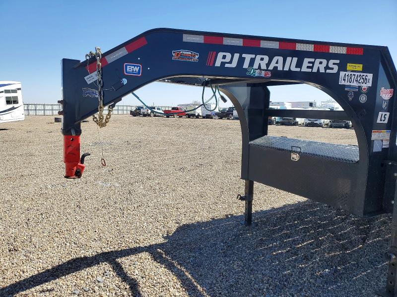 41874256 :رقم المزاد ، 4P53F492XT1424104 vin ، 2026 Pj Gooseneck Flatbed مزاد بيع