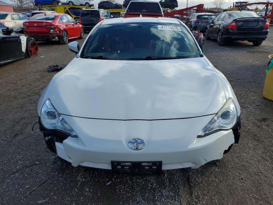 41714676 :رقم المزاد ، JF1ZNAA17G8701948 vin ، 2016 Toyota Scion مزاد بيع