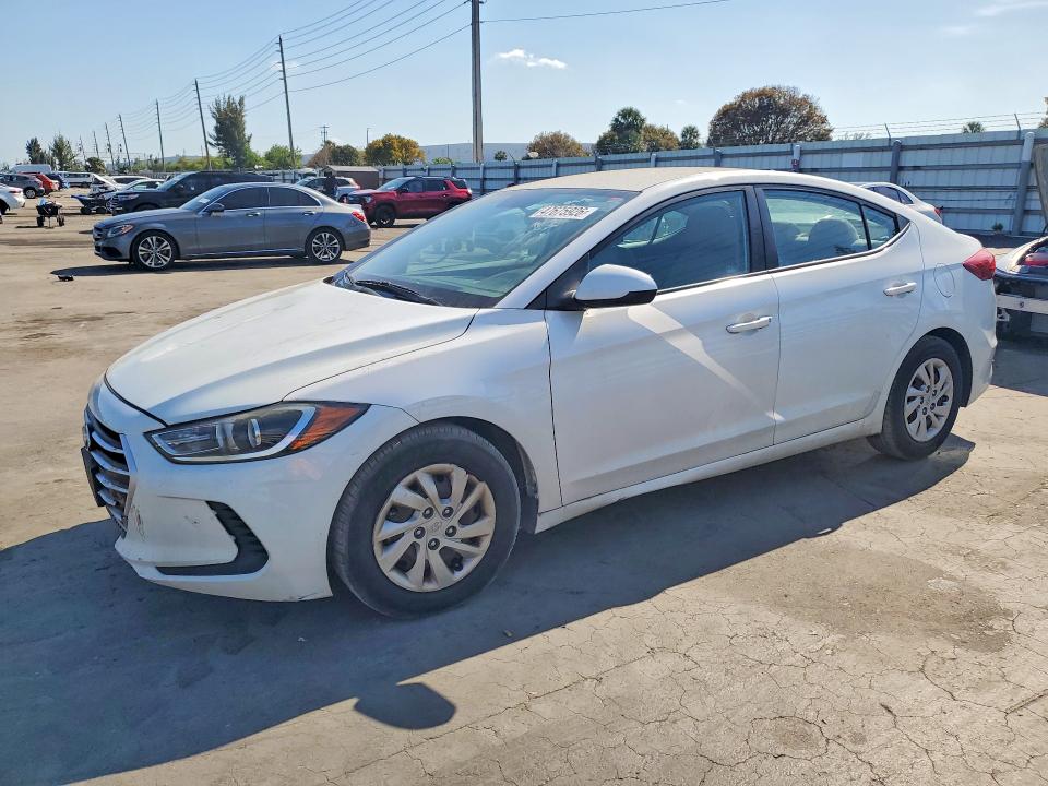 Продажа на аукционе авто 2017 Hyundai Elantra, vin: 5NPD74LF0HH151892, номер лота: 47675926