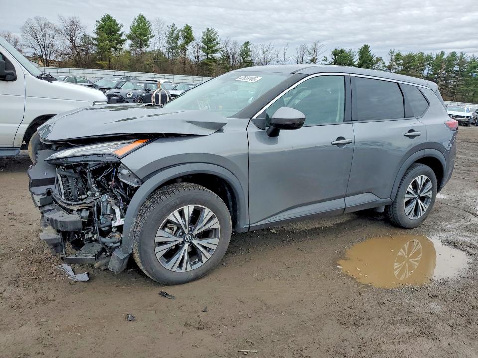 47658986 :رقم المزاد ، 5N1BT3BB3NC671888 vin ، 2022 Nissan Rogue مزاد بيع