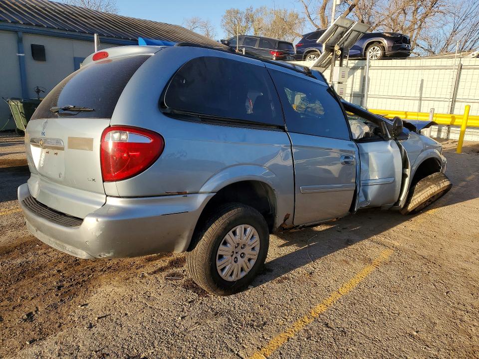 Продажа на аукционе авто 2006 Chrysler Town & Country, vin: 1A4GP44R56B753184, номер лота: 46239226