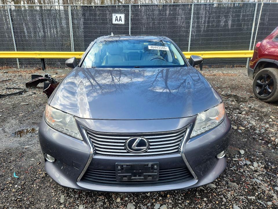 46443346 :رقم المزاد ، JTHBK1GG2D2049561 vin ، 2013 Lexus Es 350 مزاد بيع