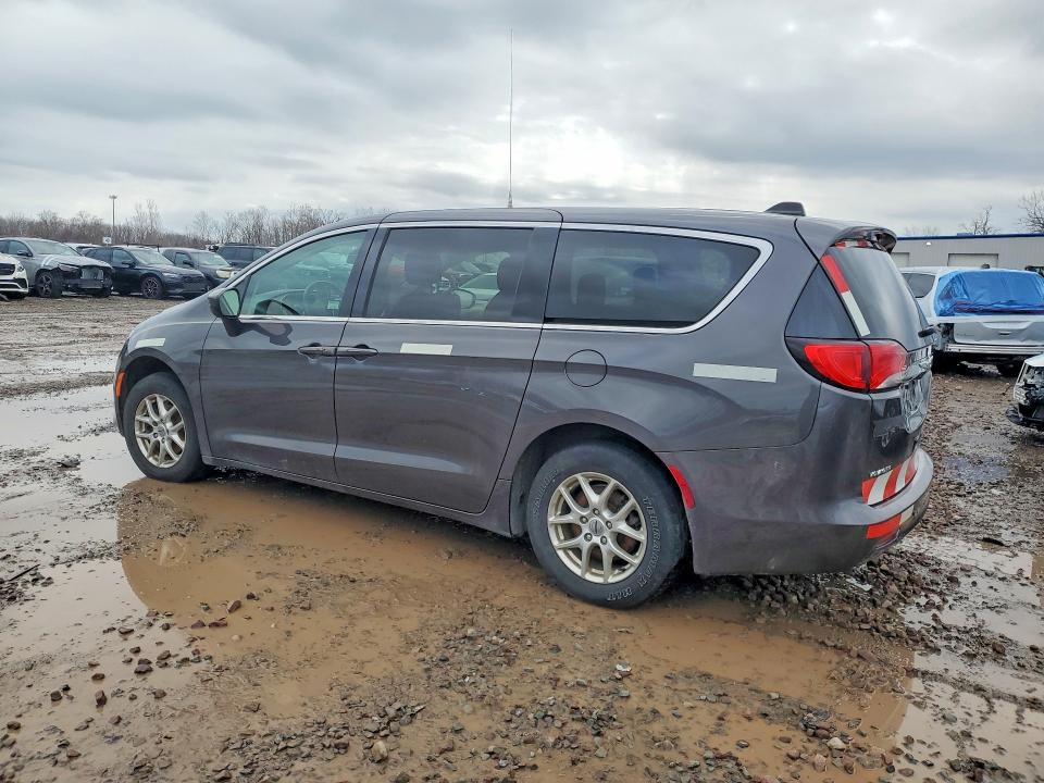 41627636 :رقم المزاد ، 2C4RC1CG1NR105558 vin ، 2022 Chrysler Voyager مزاد بيع