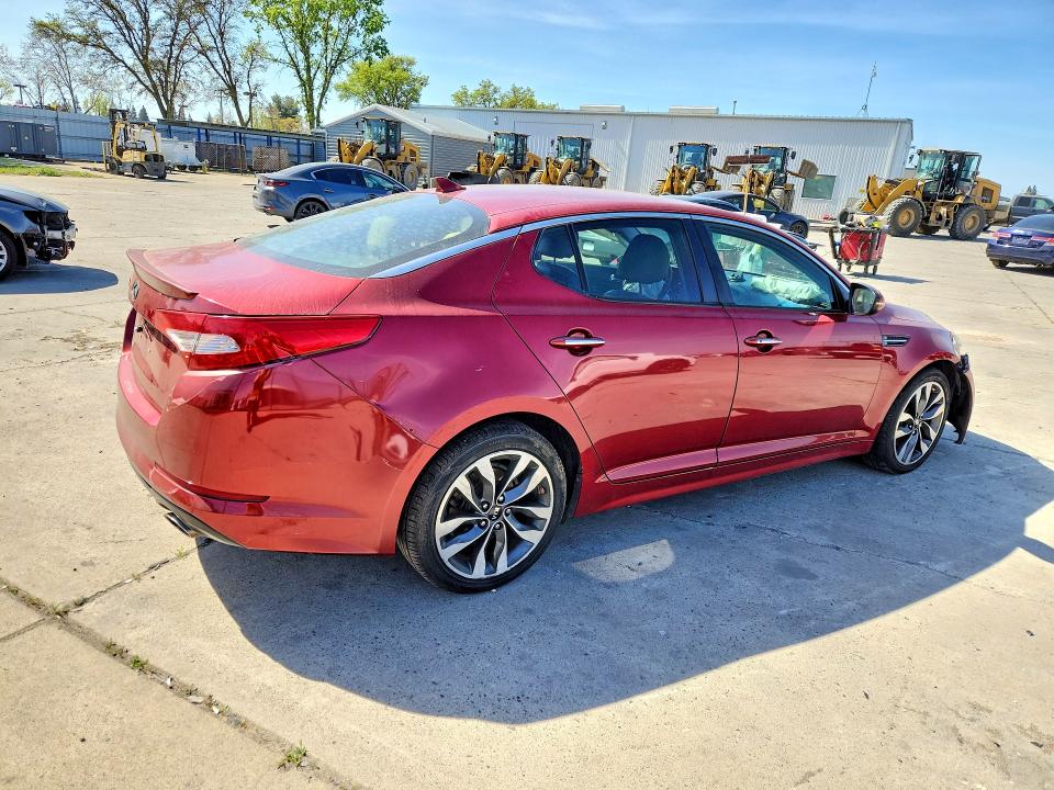 2013 Kia Optima მანქანა იყიდება აუქციონზე, vin: 5XXGR4A69DG153270, აუქციონის ნომერი: 41751786