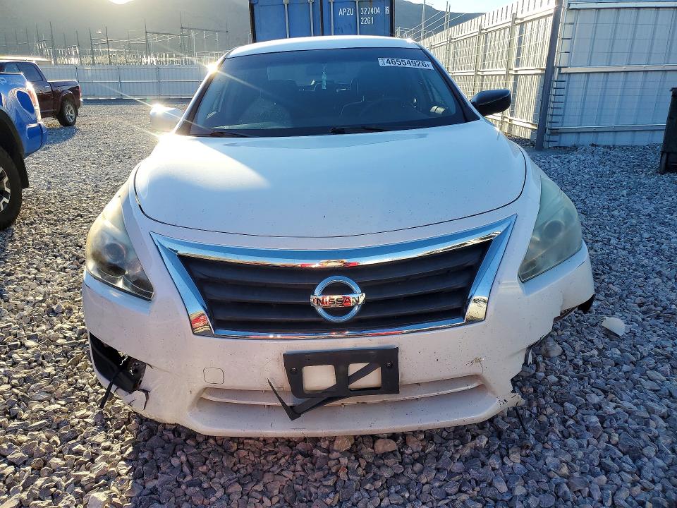 2015 Nissan Altima მანქანა იყიდება აუქციონზე, vin: 1N4AL3AP2FC205910, აუქციონის ნომერი: 46554926