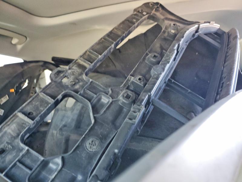 46636236 :رقم المزاد ، WA1LAAGE9KB008892 vin ، 2019 Audi E-tron مزاد بيع