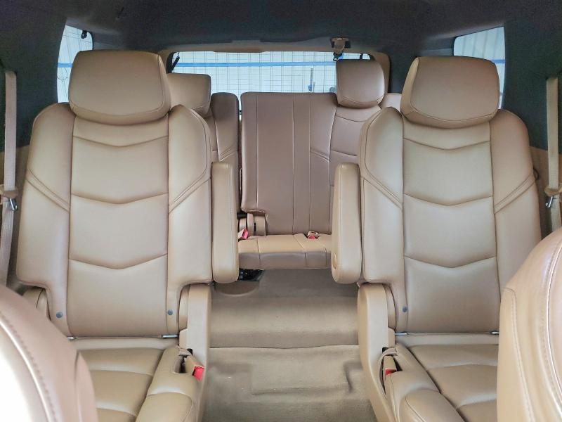 41800696 :رقم المزاد ، 1GYS4DKJ2HR236449 vin ، 2017 Cadillac Escalade مزاد بيع