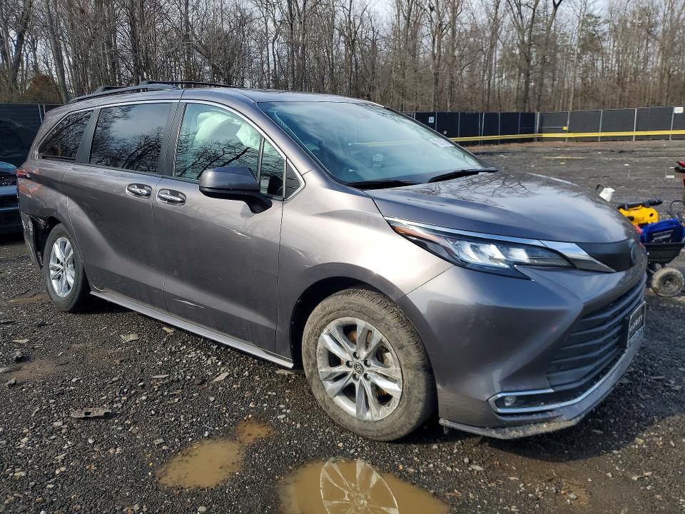 Продажа на аукционе авто 2022 Toyota Sienna, vin: 5TDJSKFC0NS042815, номер лота: 79315755