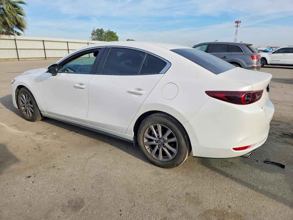 47128126 :رقم المزاد ، JM1BPAAL5N1507528 vin ، 2022 Mazda 3 مزاد بيع