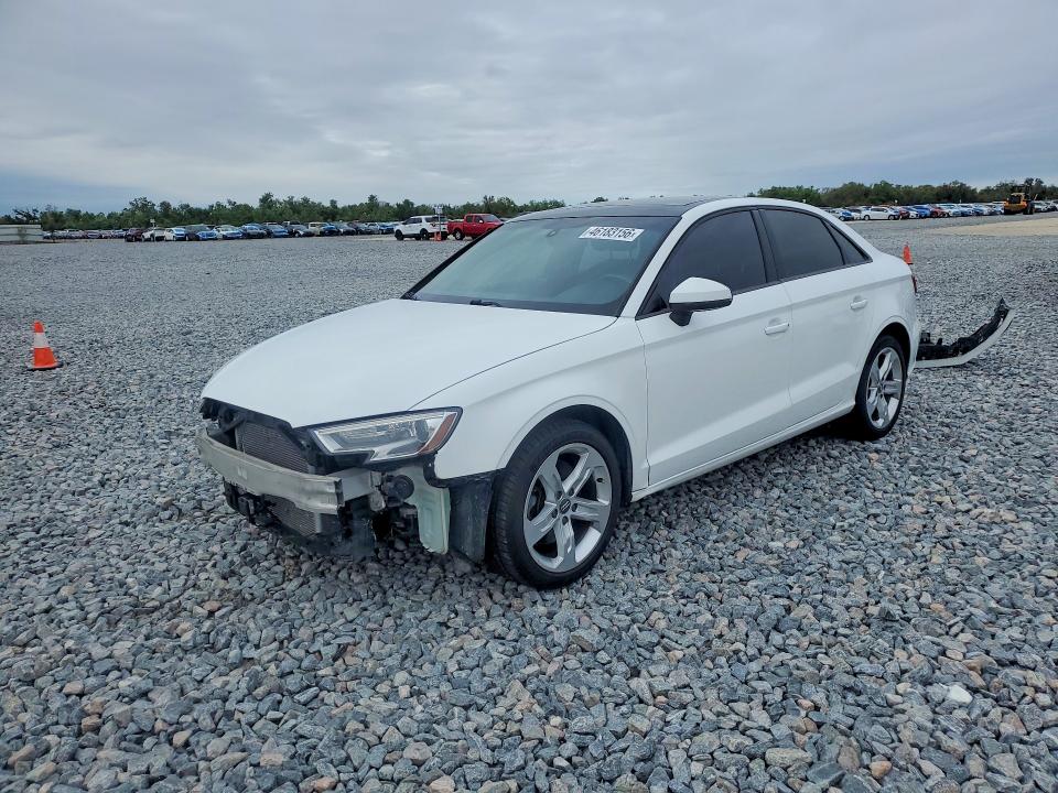 Продаж на аукціоні авто 2018 Audi A3, vin: WAUAUGFF9J1088827, номер лоту: 46183156