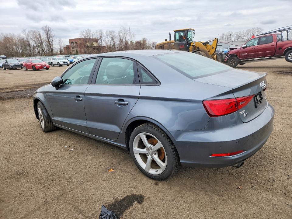 46646446 :رقم المزاد ، WAUBFGFF4F1112098 vin ، 2015 Audi A3 مزاد بيع