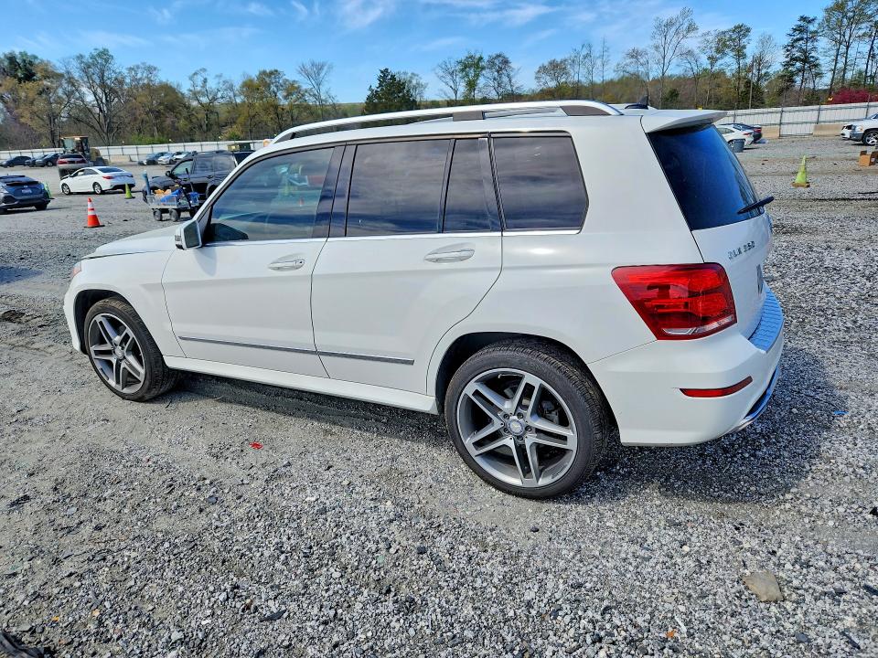 46178526 :رقم المزاد ، WDCGG5HB9FG374517 vin ، 2015 Mercedes-benz Glk مزاد بيع