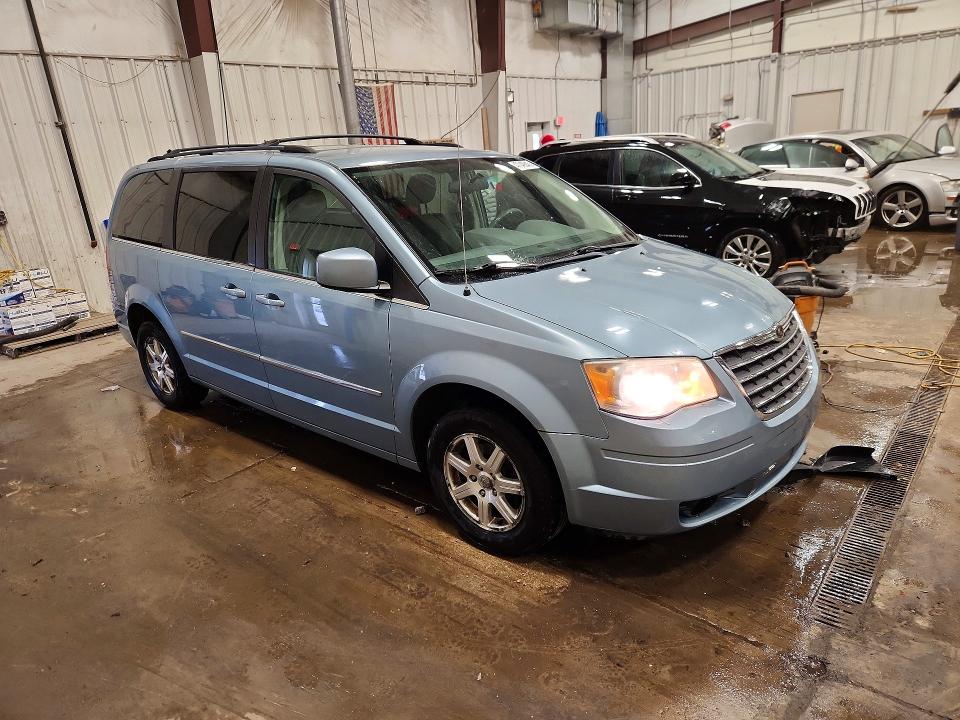 Продажа на аукционе авто 2009 Chrysler Town & Country, vin: 2A8HR54179R528171, номер лота: 47049846