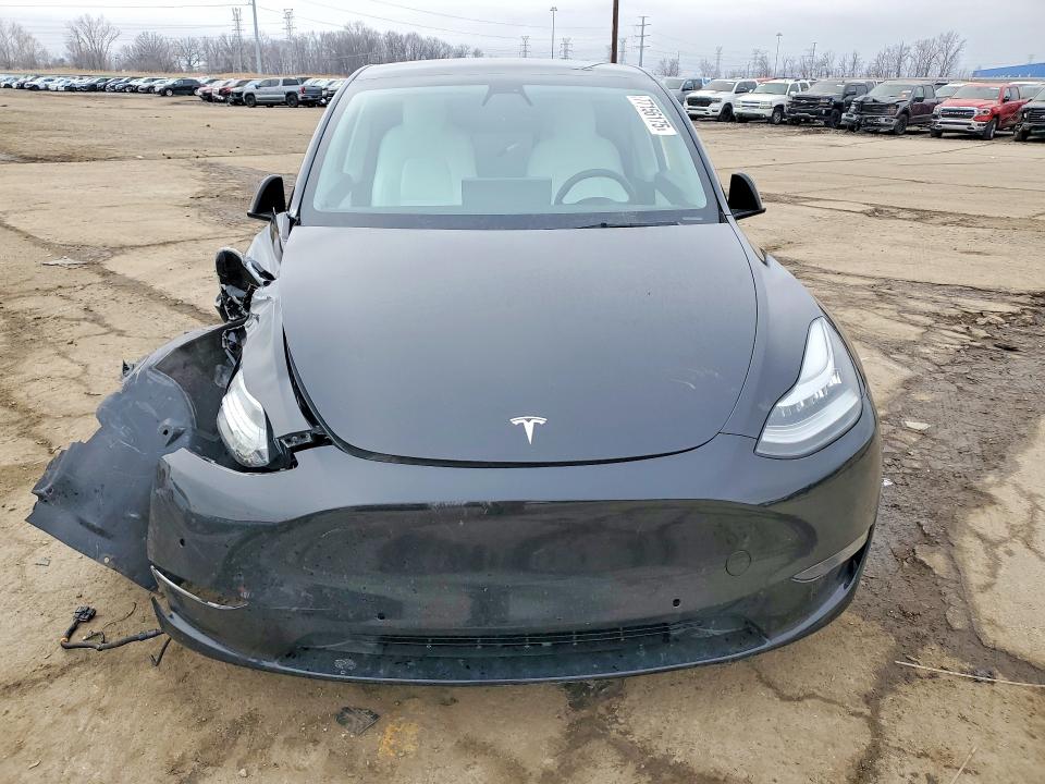 Продажа на аукционе авто 2022 Tesla Model Y, vin: 7SAYGAEE9NF312600, номер лота: 77156175
