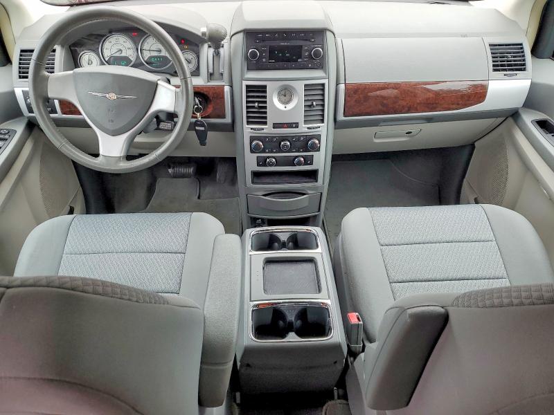 Продаж на аукціоні авто 2010 Chrysler Town & Country, vin: 2A4RR5D1XAR315614, номер лоту: 46943206