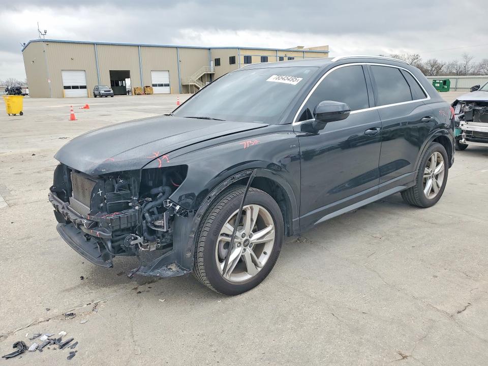 78545495 :رقم المزاد ، WA1DECF31N1100500 vin ، 2022 Audi Q3 مزاد بيع