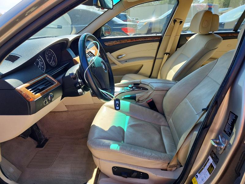 47445986 :رقم المزاد ، WBANU5C53AC460135 vin ، 2010 Bmw 528 مزاد بيع