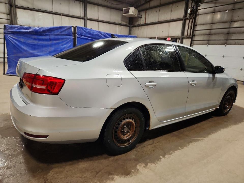 Продажа на аукционе авто 2015 Volkswagen Jetta, vin: 3VW2K7AJ6FM351789, номер лота: 45930086