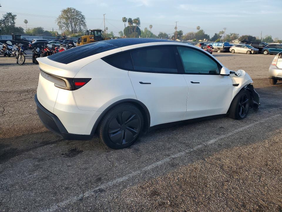 47202736 :رقم المزاد ، 7SAYGDED9TF548850 vin ، 2026 Tesla Model Y مزاد بيع