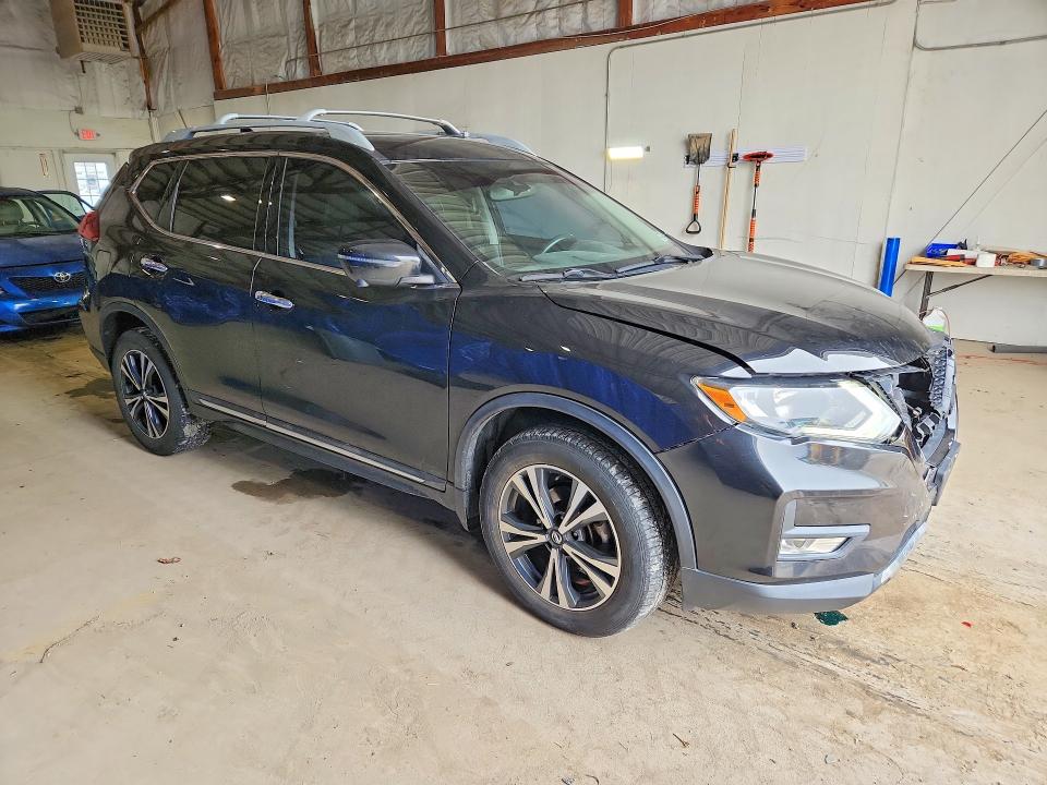 2018 Nissan Rogue მანქანა იყიდება აუქციონზე, vin: 5N1AT2MV2JC827443, აუქციონის ნომერი: 46665376
