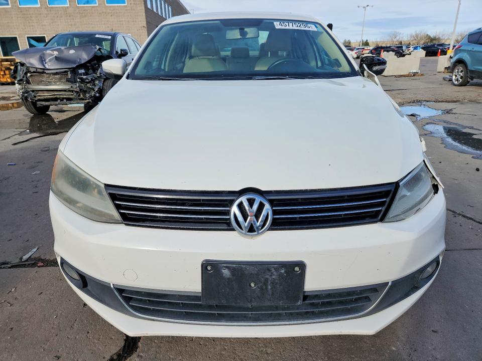 45775296 :رقم المزاد ، 3VWLL7AJ8CM089674 vin ، 2012 Volkswagen Jetta مزاد بيع