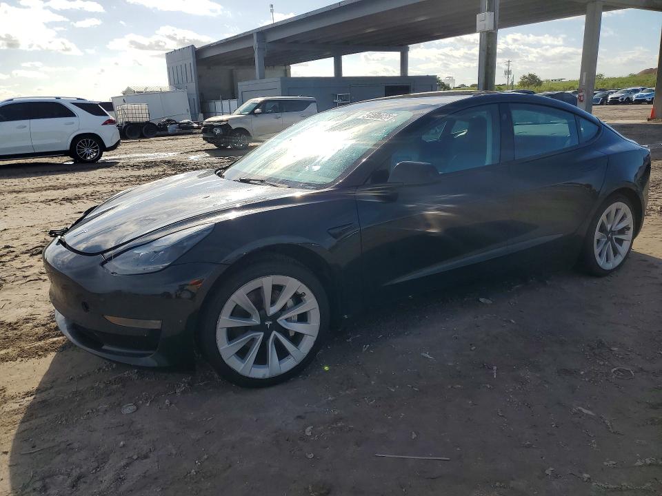 Auction sale of the 2022 Tesla Model 3, vin: 5YJ3E1EA8NF369297, lot number: 46917766