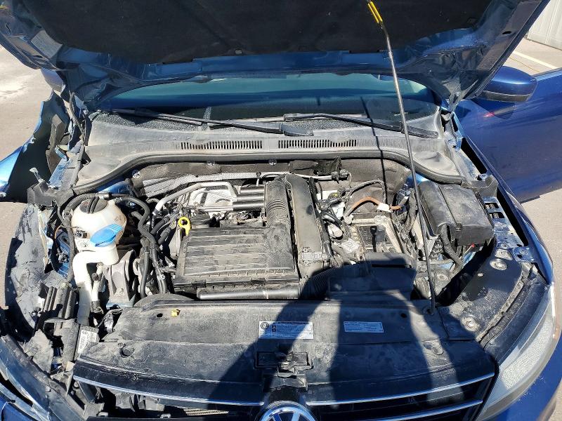 46696816 :رقم المزاد ، 3VW2B7AJ2HM354613 vin ، 2017 Volkswagen Jetta مزاد بيع