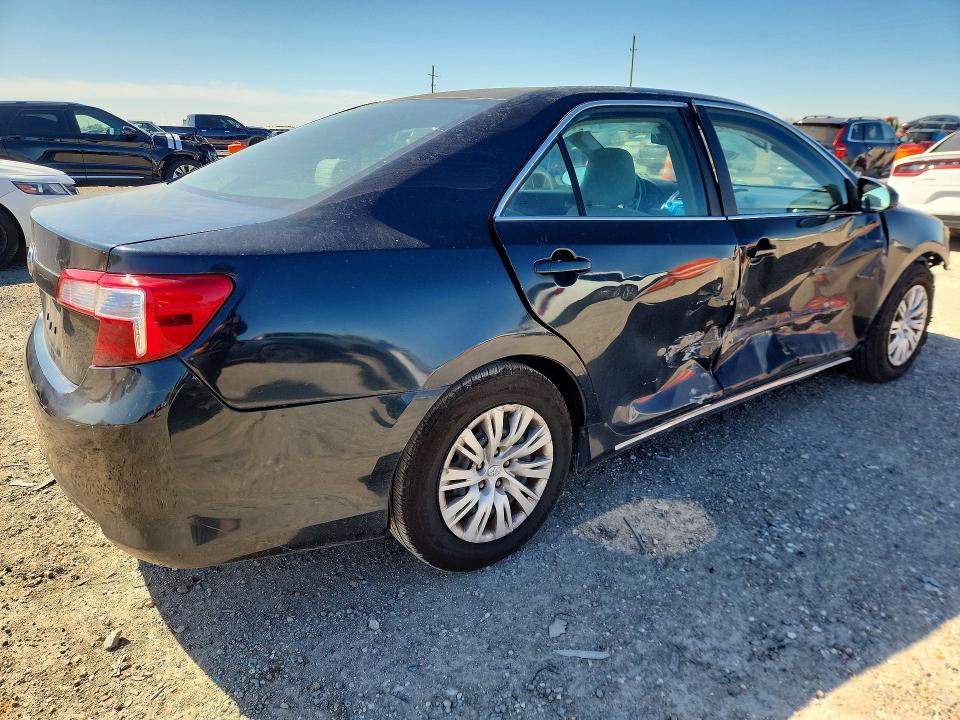 46275656 :رقم المزاد ، 4T4BF1FK9CR177425 vin ، 2012 Toyota Camry مزاد بيع