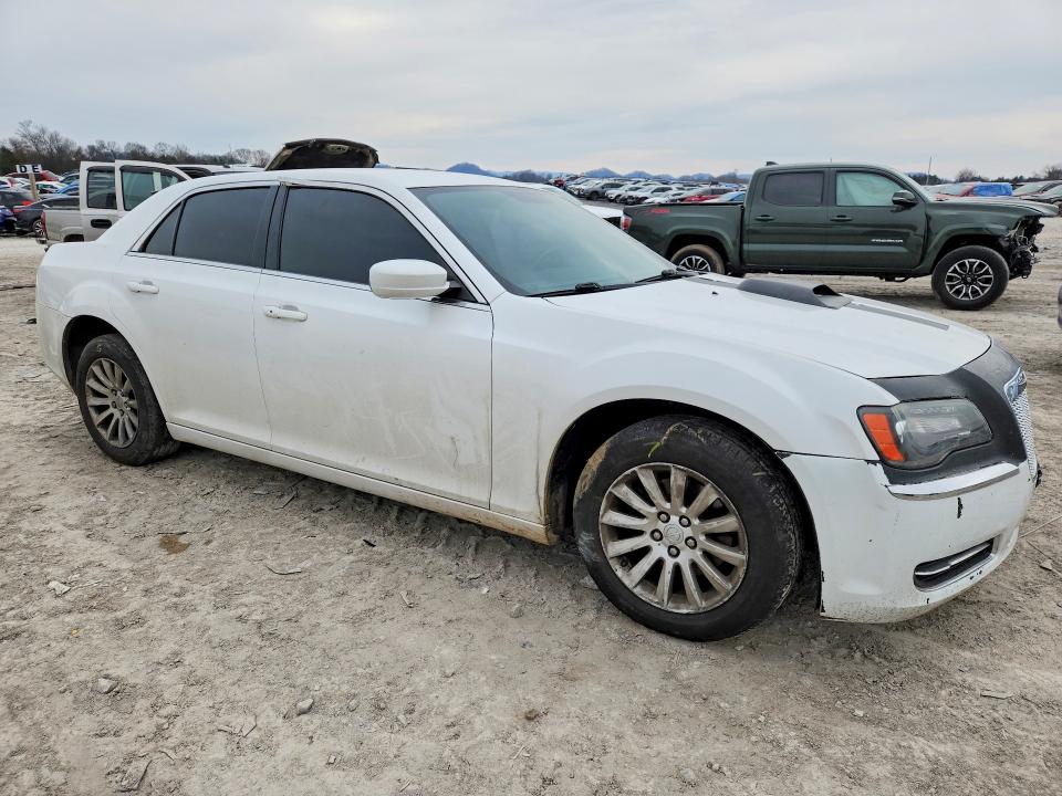 2011 Chrysler 300 მანქანა იყიდება აუქციონზე, vin: 2C3CA4CG0BH528571, აუქციონის ნომერი: 79418015